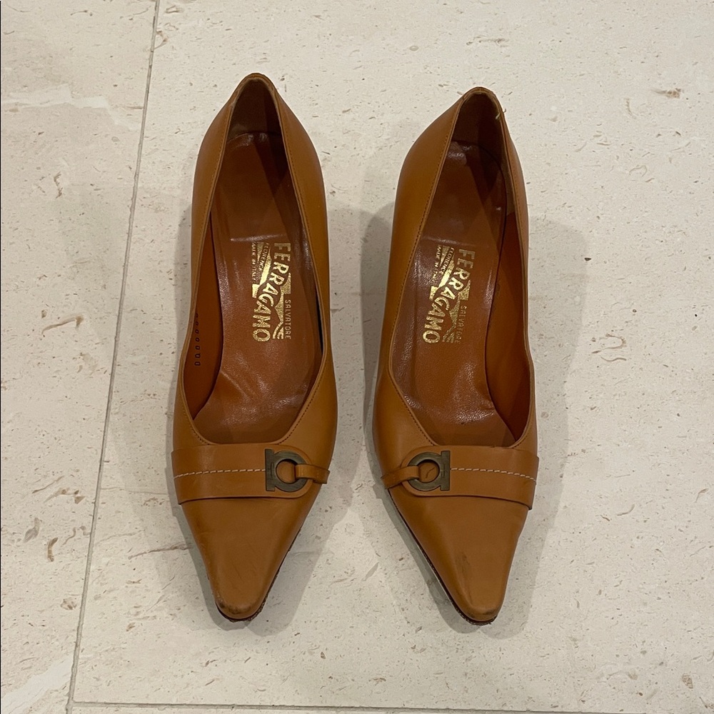 Salvatore Ferragamo Women's tan Leather Heels